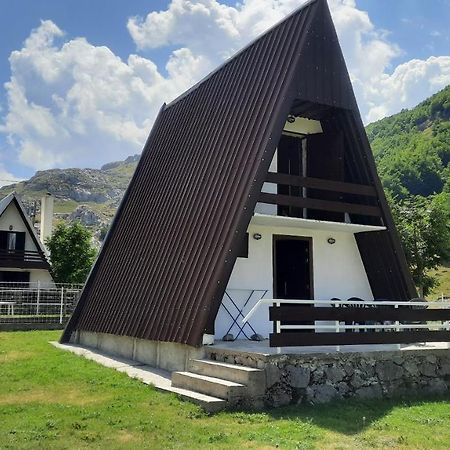 Katun Mokra Accommodation & Horseback Riding Podgorica Eksteriør billede