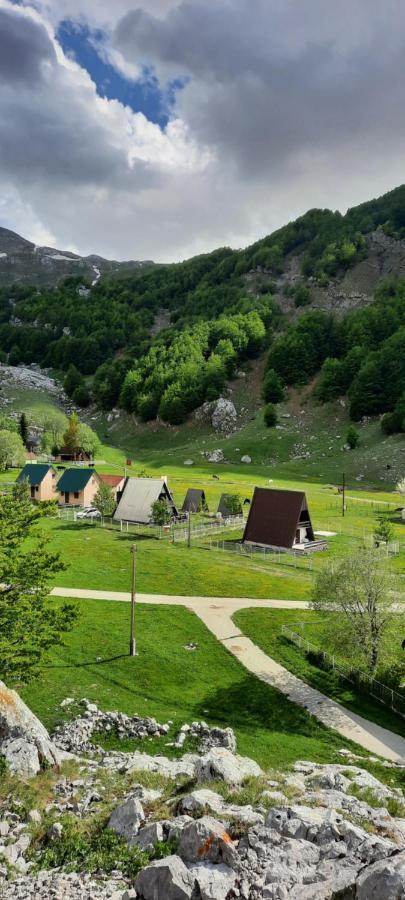 Katun Mokra Accommodation & Horseback Riding Podgorica Eksteriør billede